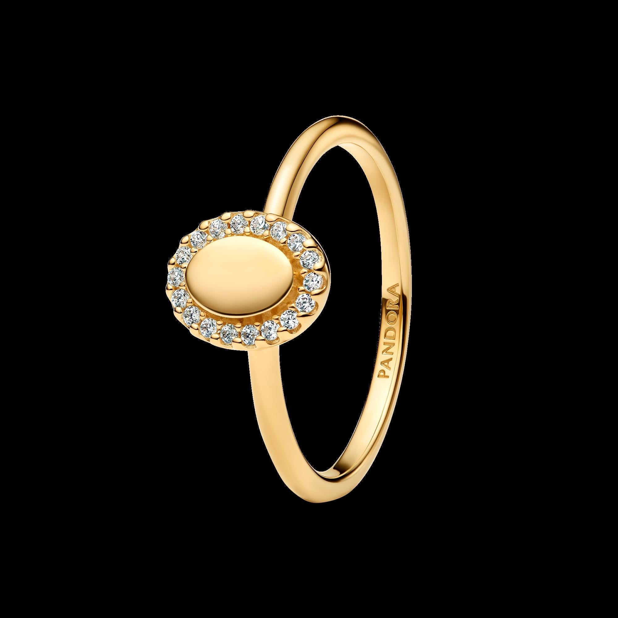 Oval Sparkling Halo Ring